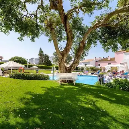 Apartment Holidays In Algarve! Portimão