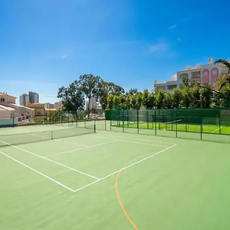 Holidays In Algarve! Апартаменты Портиман